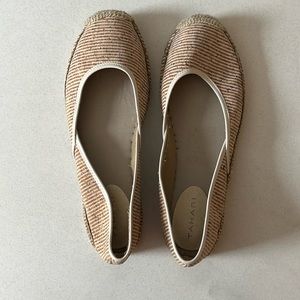 Tahari espadrilles